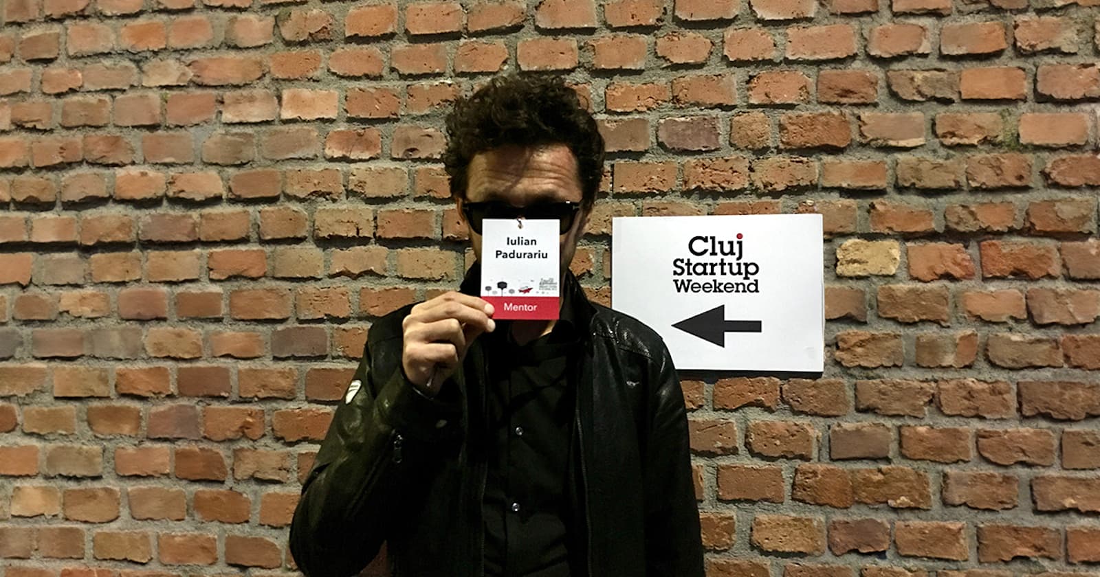 Help to Be Helped: The Ultimate Growth Hacking Technique for Early-Stage Startups